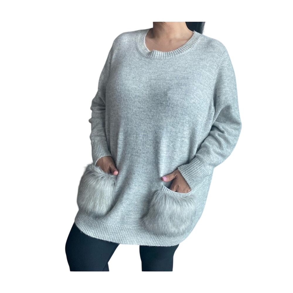Lane Bryant Light Gray Crewneck Sweater with Faux Fur Pockets